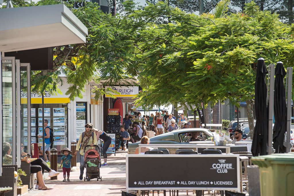 38/4 Park Ave  BURLEIGH HEADS 18