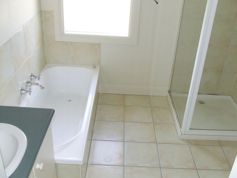 Gallery: 3/84 Roberts Street