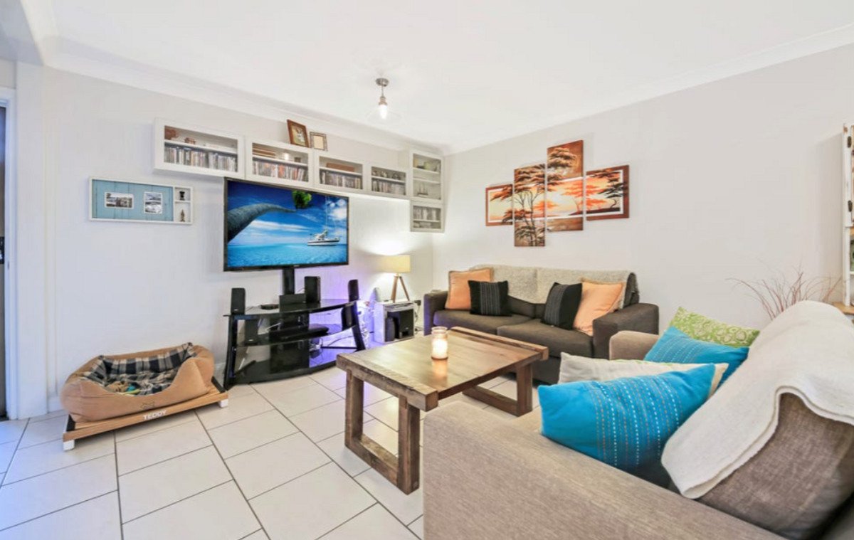 38/5-15 Galeen Drive BURLEIGH WATERS 7