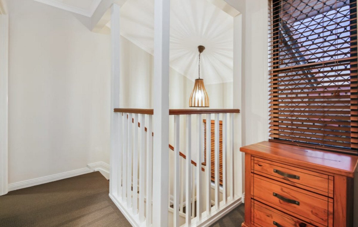 38/5-15 Galeen Drive BURLEIGH WATERS 8