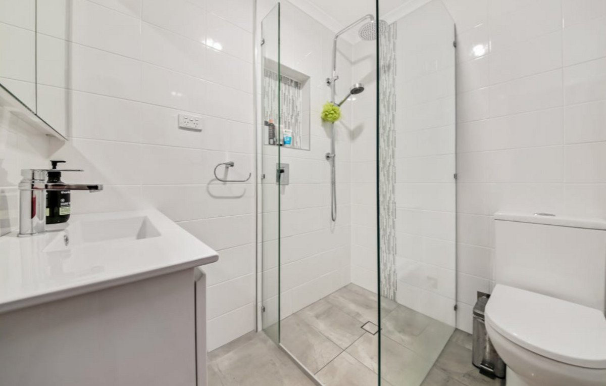 38/5-15 Galeen Drive BURLEIGH WATERS 10