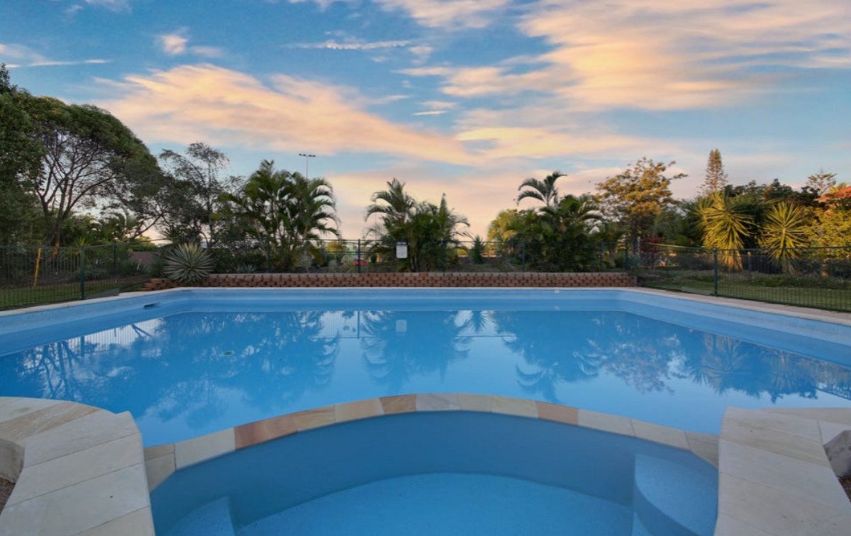 38/5-15 Galeen Drive BURLEIGH WATERS 18