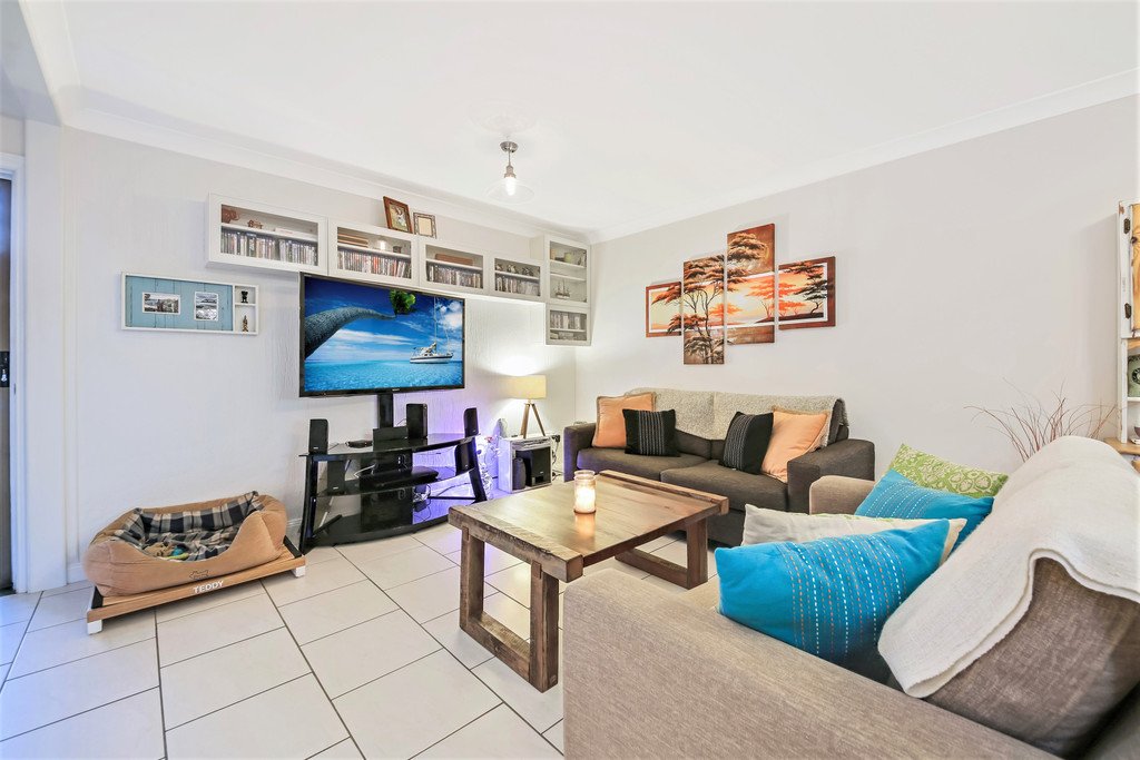 38/5-15 Galeen Drive BURLEIGH WATERS 5