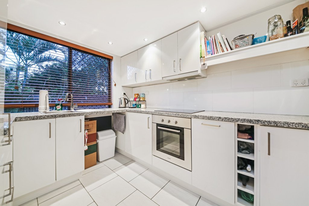 38/5-15 Galeen Drive BURLEIGH WATERS 6