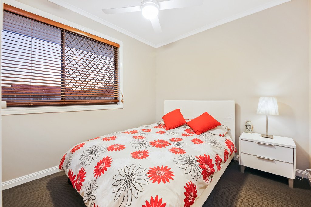 38/5-15 Galeen Drive BURLEIGH WATERS 10