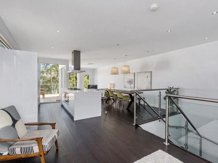 Gallery: 3/85 Bishop Street