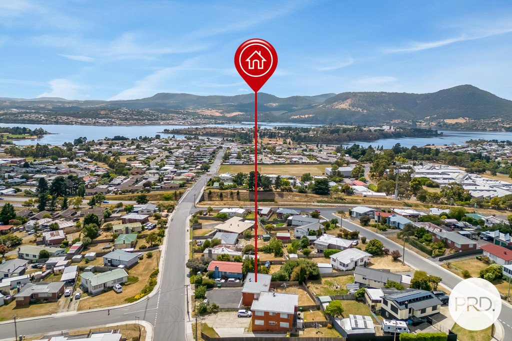 3/85 Box Hill Road CLAREMONT 1