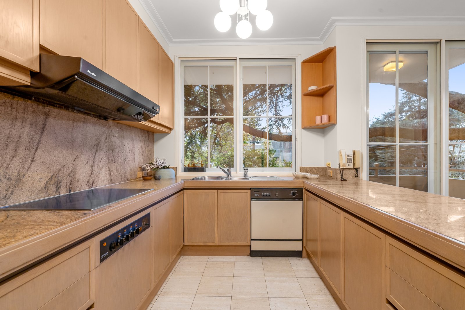 3/85 Irving Road, Toorak, 3142