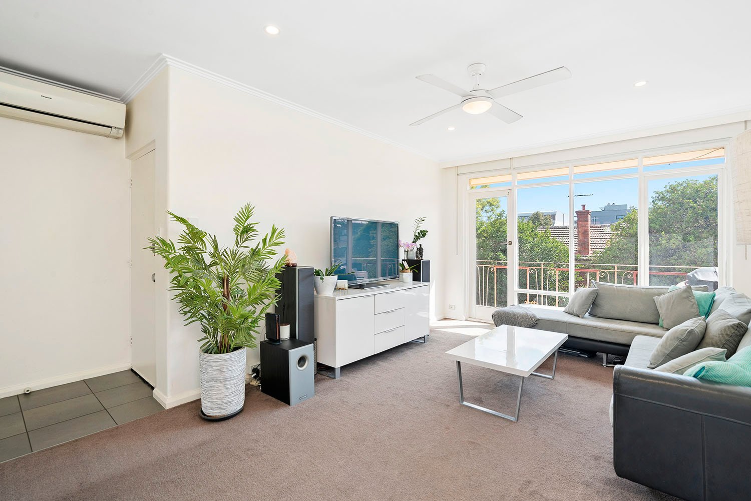 Gallery: 3/85 Nicholson Street