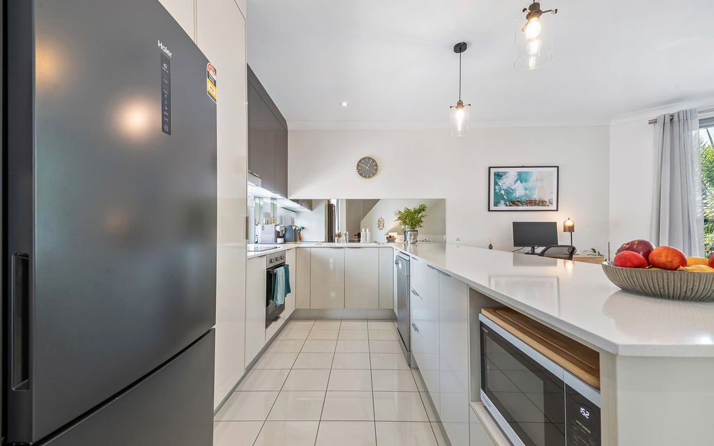 38/5074 Emerald Island Drive CARRARA 6