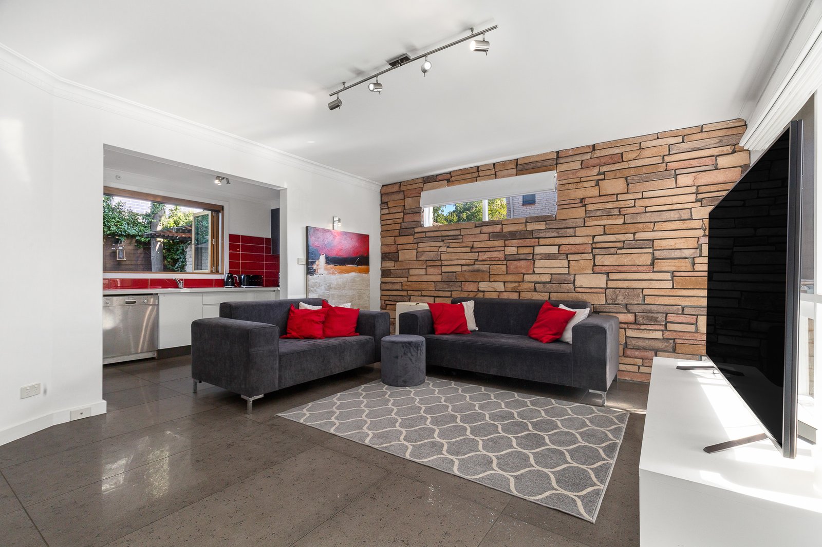 Gallery: 3/853 Hampton Street