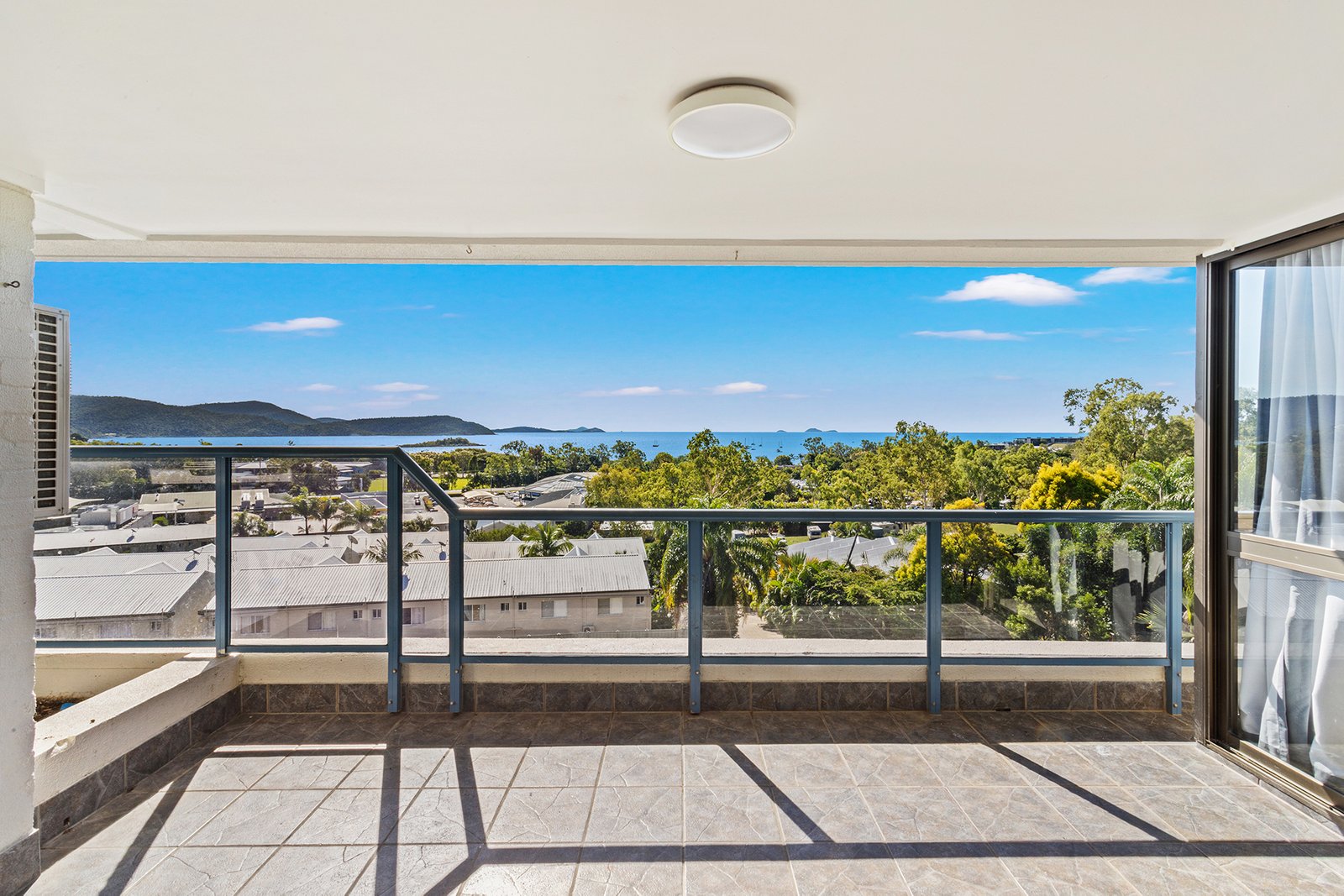 38/6 Eshelby Drive CANNONVALE 13