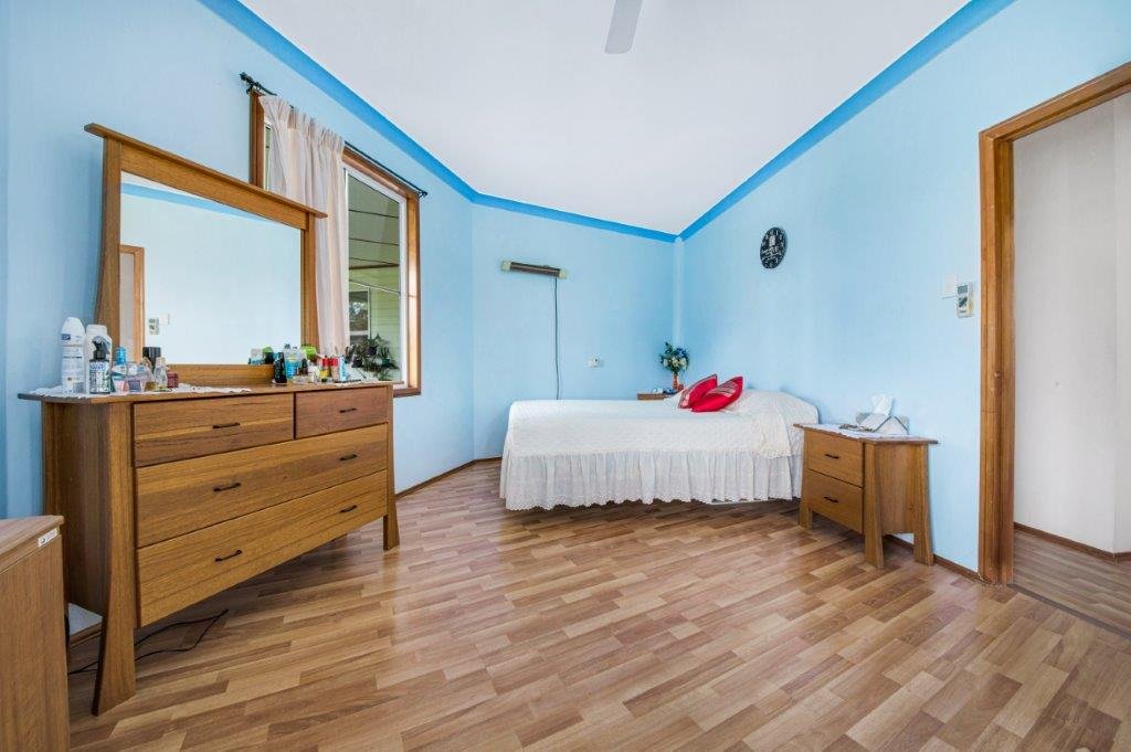 386 INTREPID Drive FORESHORES 7