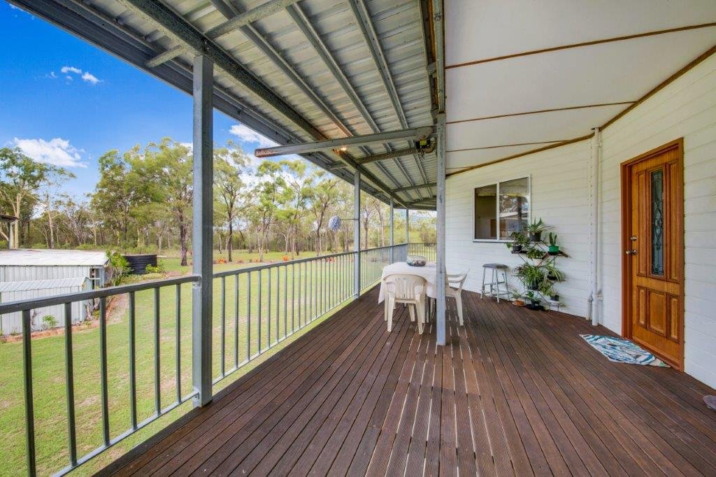 386 INTREPID Drive FORESHORES 11