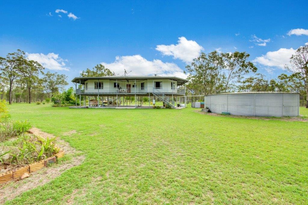 386 INTREPID Drive FORESHORES 21