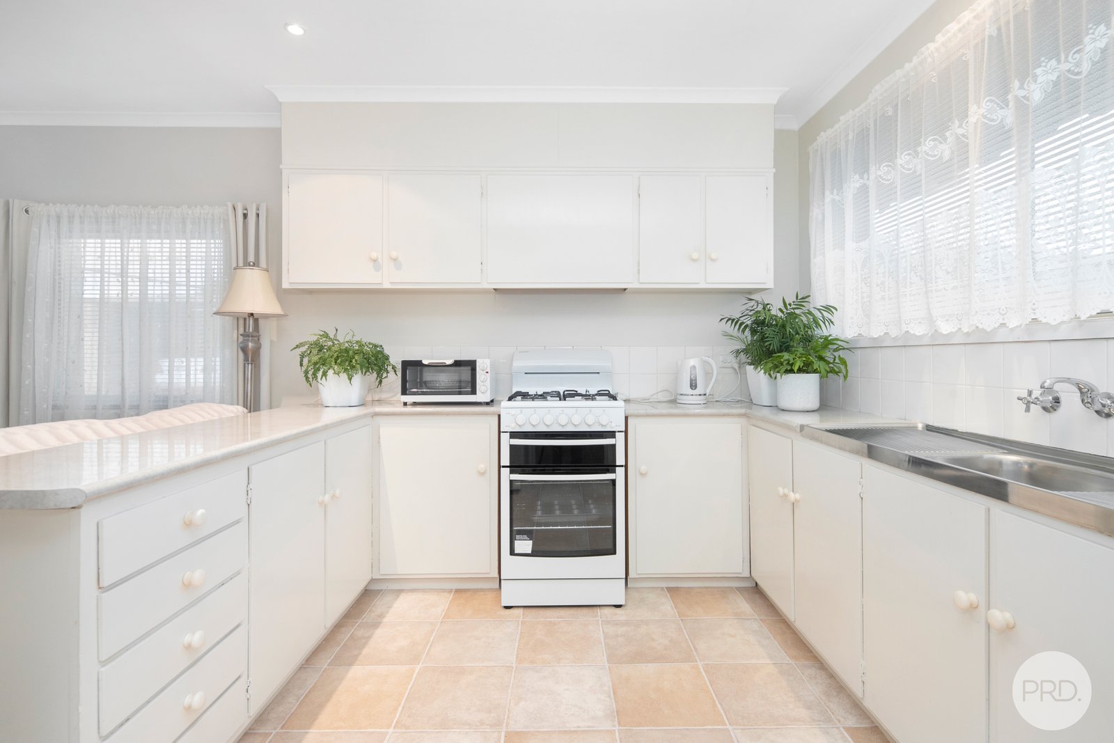 3/86 Marie Crescent WENDOUREE 3