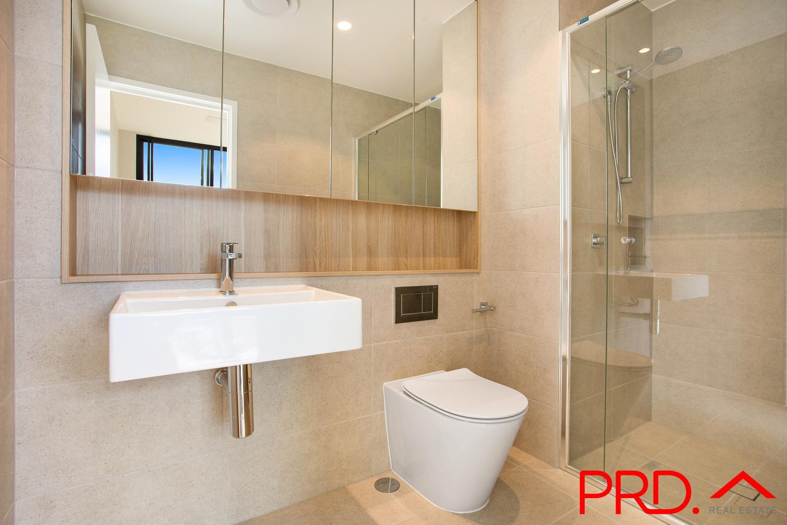 38/6 Tonga Place SOUTHPORT 5