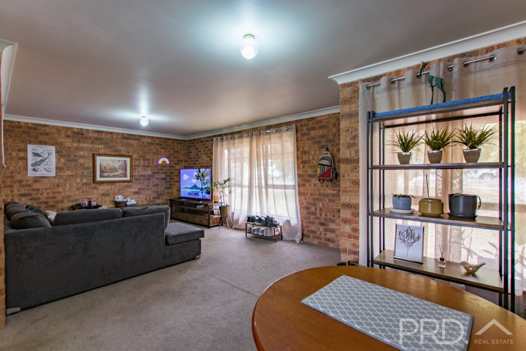 3/86A Simpson Street TUMUT 2
