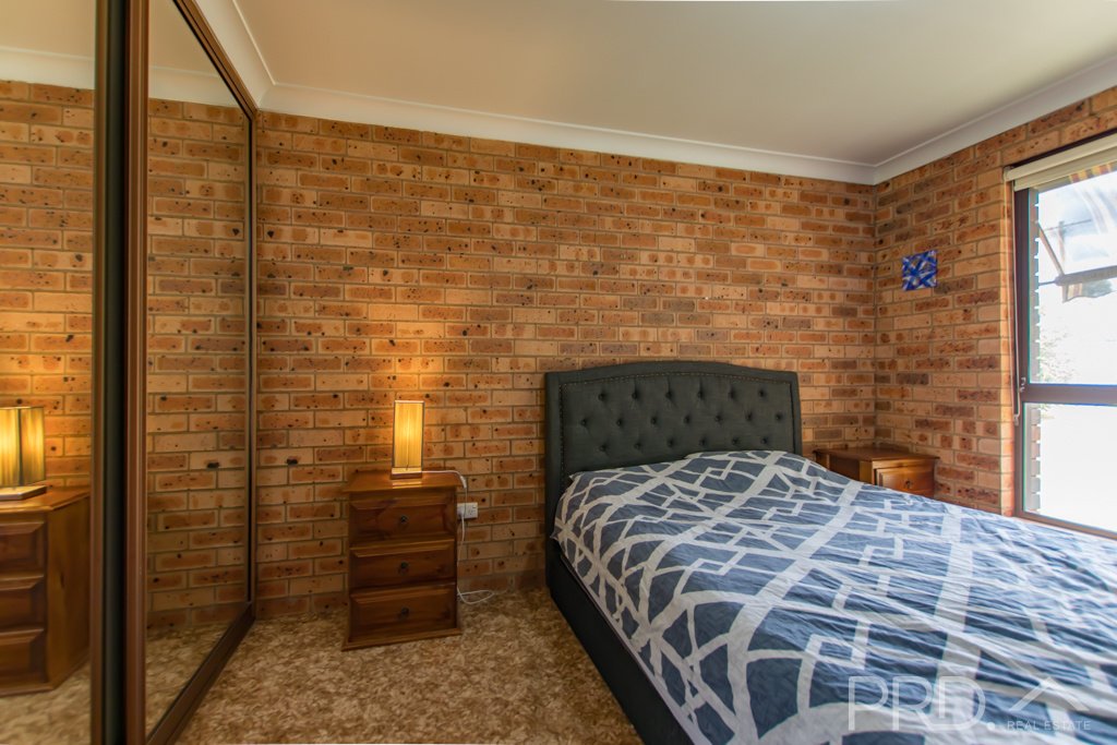 3/86A Simpson Street TUMUT 6