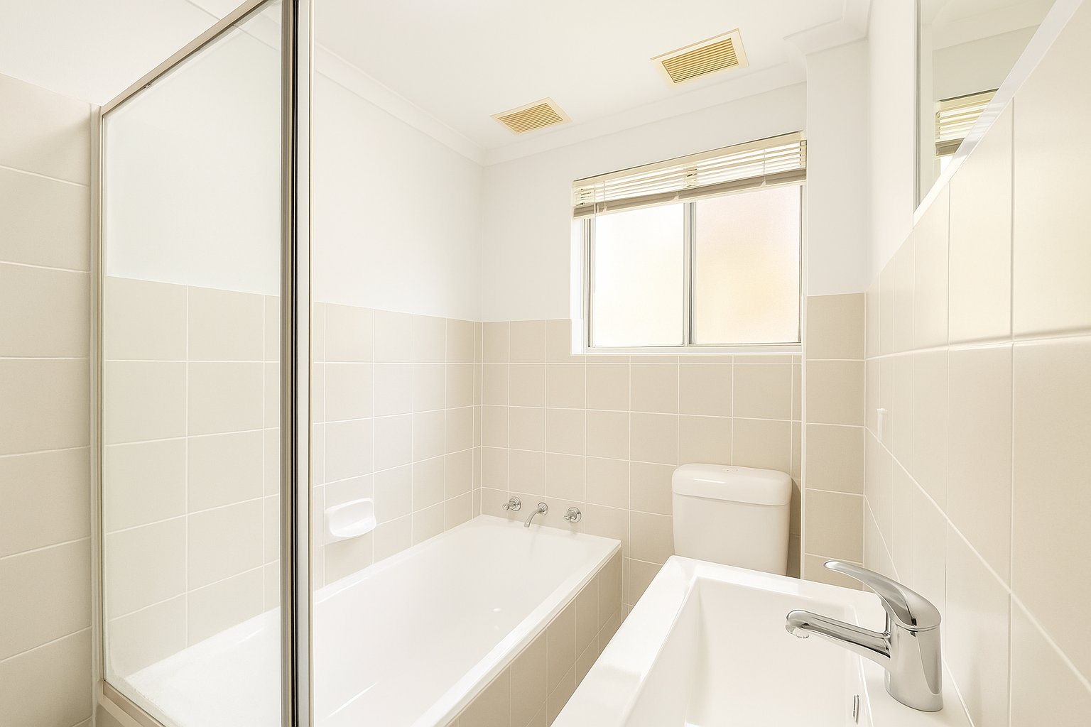 3/87 Longfield Street CABRAMATTA 6