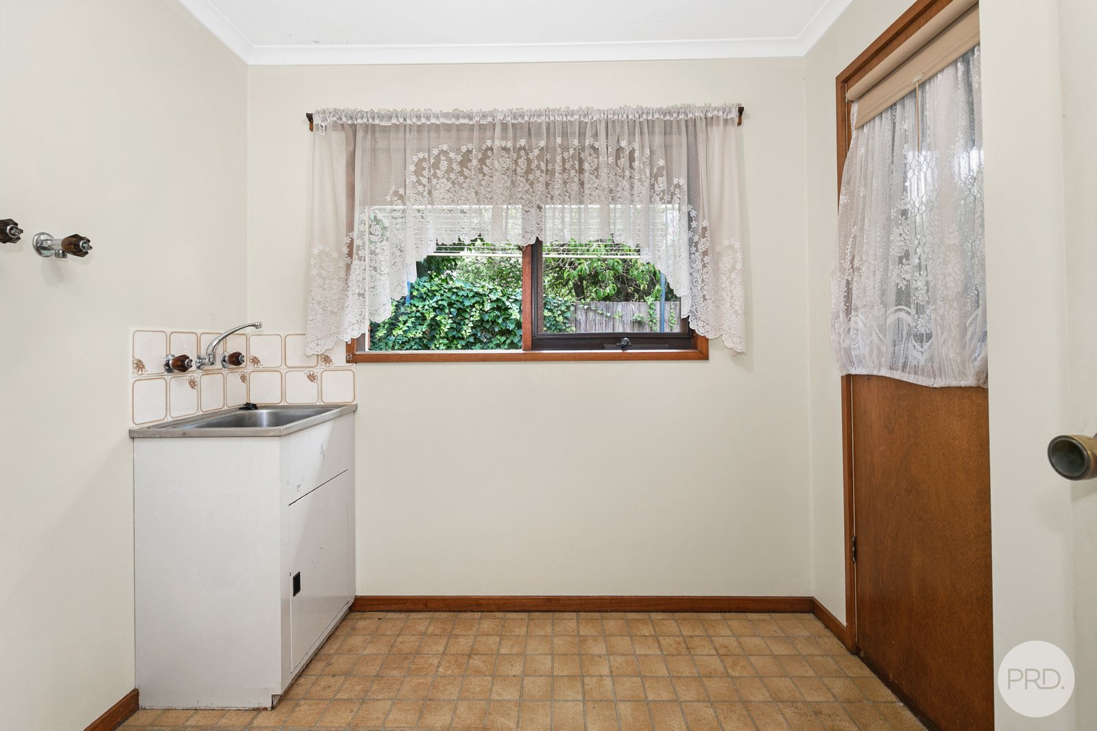 3/88 Albert Street SEBASTOPOL 9