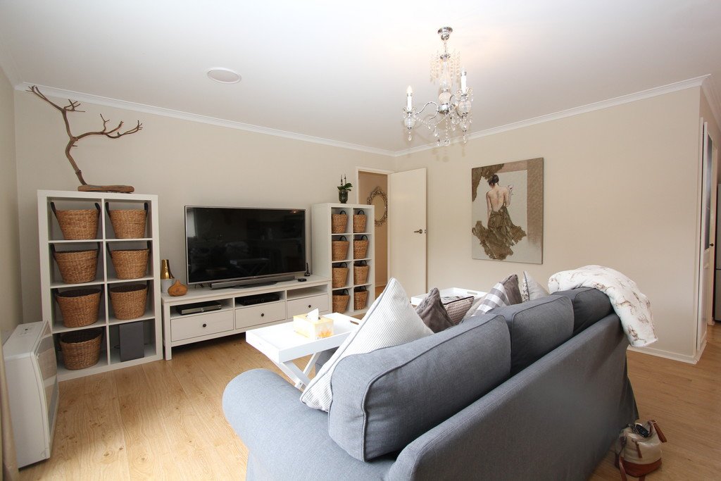 3/88 Atkinson Street BALLAN 5