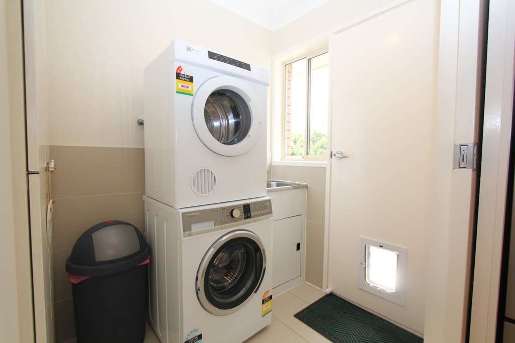 3/88 Atkinson Street BALLAN 12