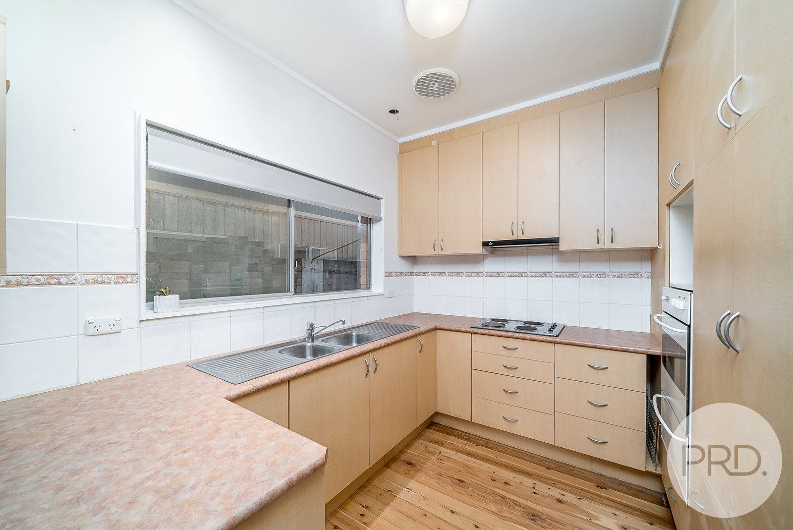 389 Lake Albert Road KOORINGAL 5