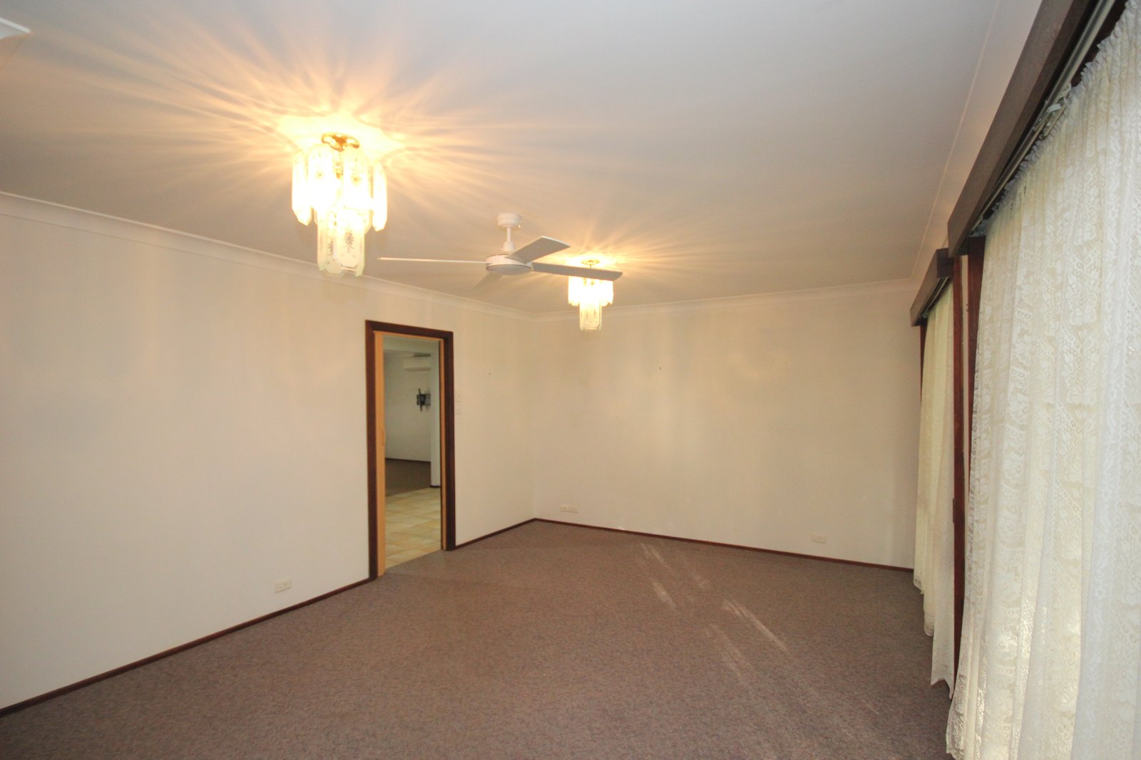 389 Ocean Drive WEST HAVEN 4