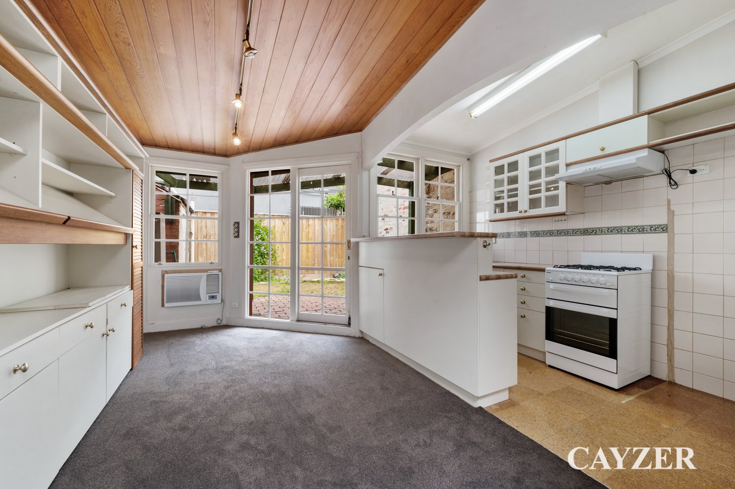 Gallery: 389 Park Street