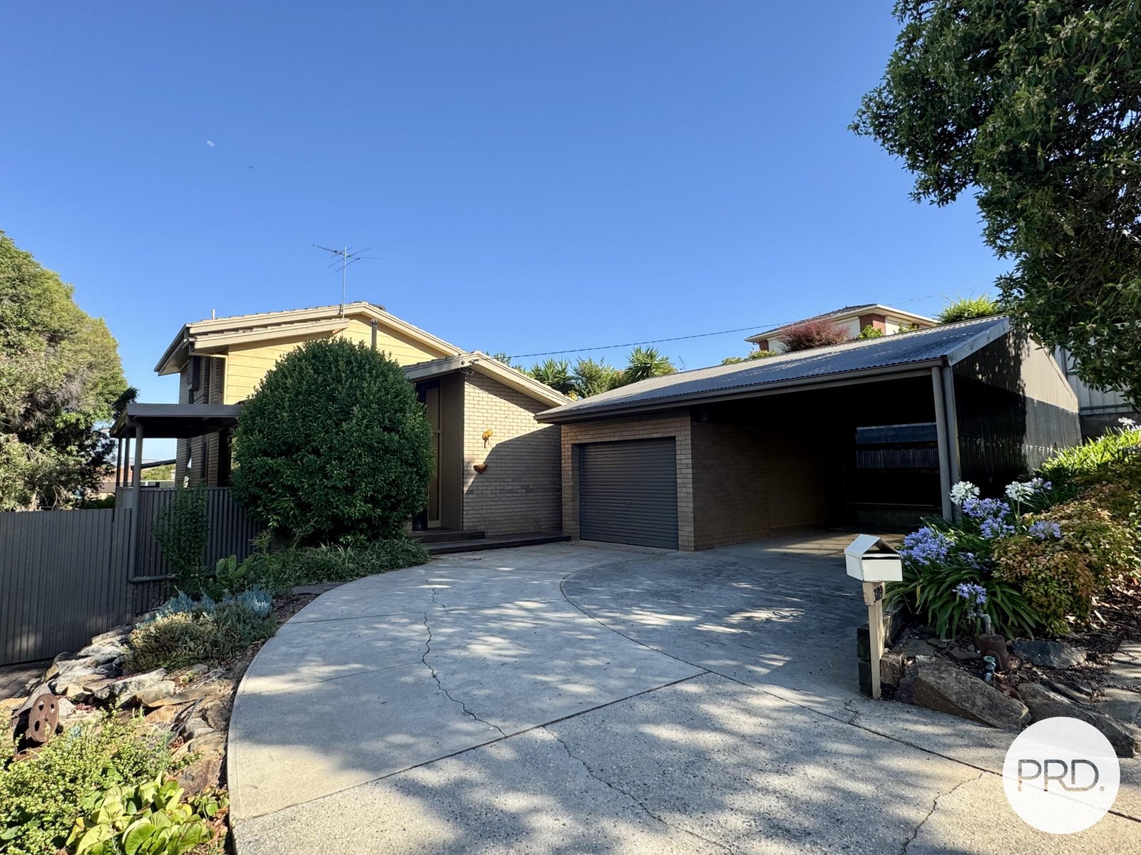 389 Paul Avenue LAVINGTON 1