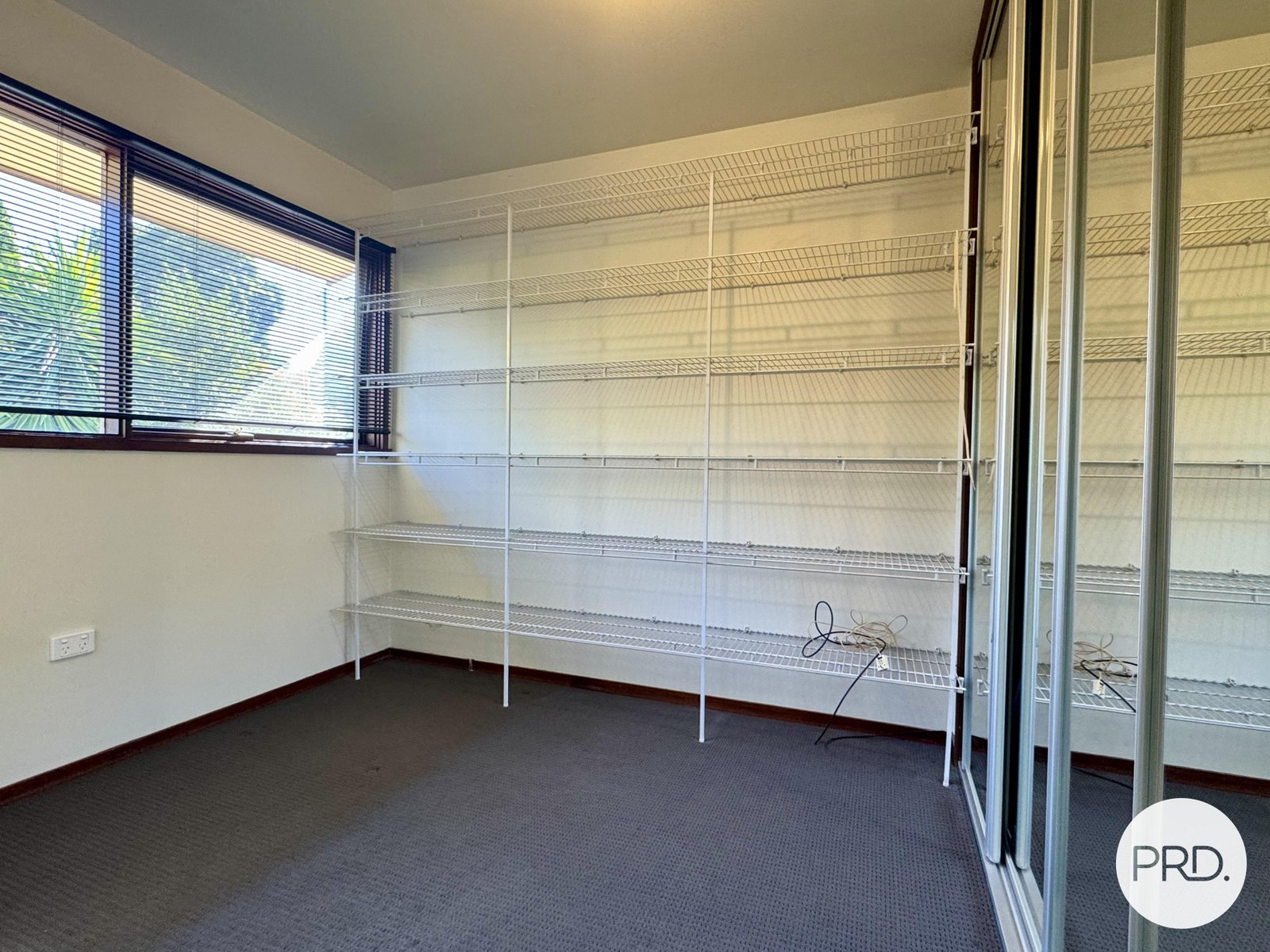 389 Paul Avenue LAVINGTON 11