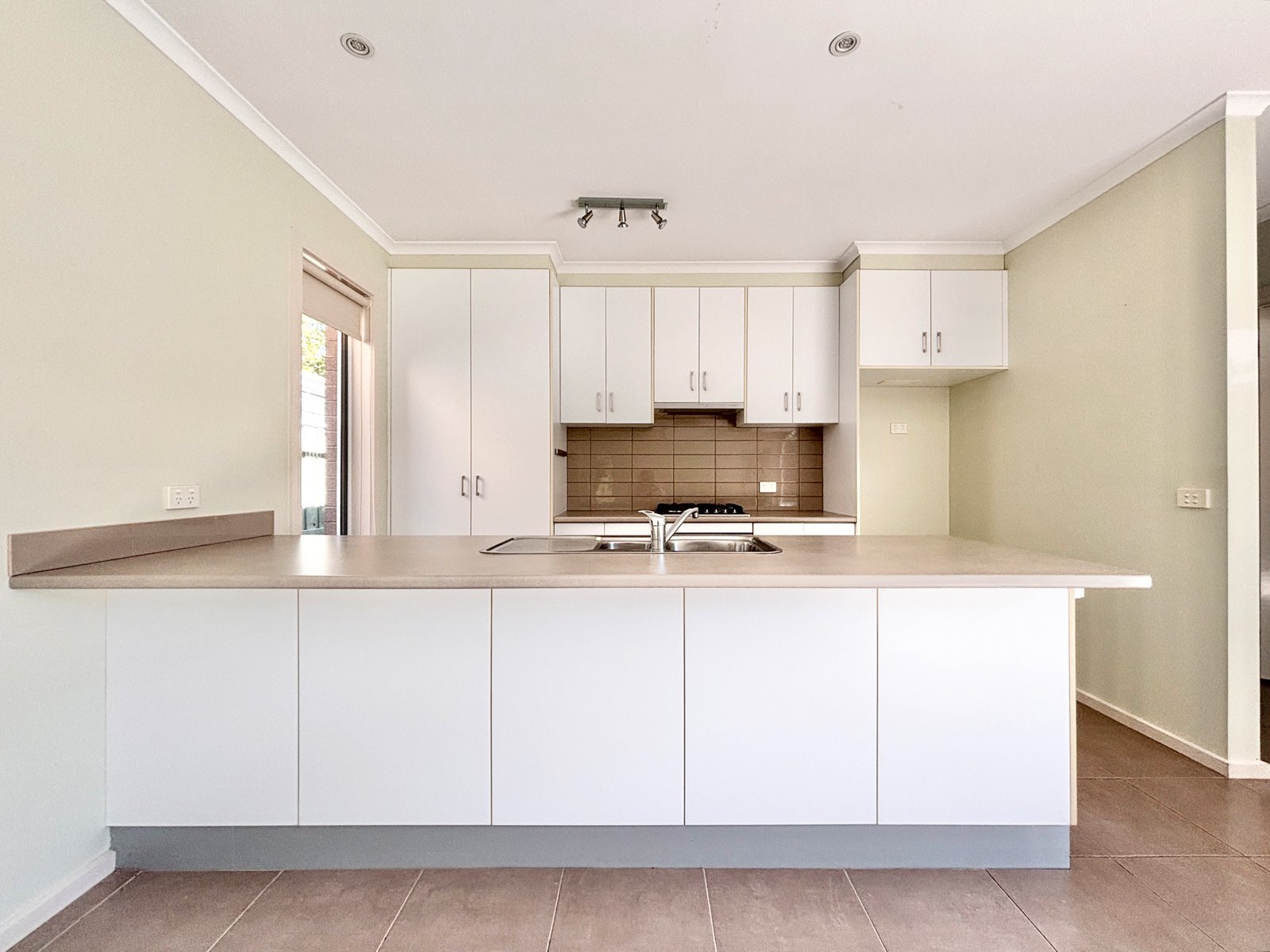 Gallery: 3/9-11 Benita Place
