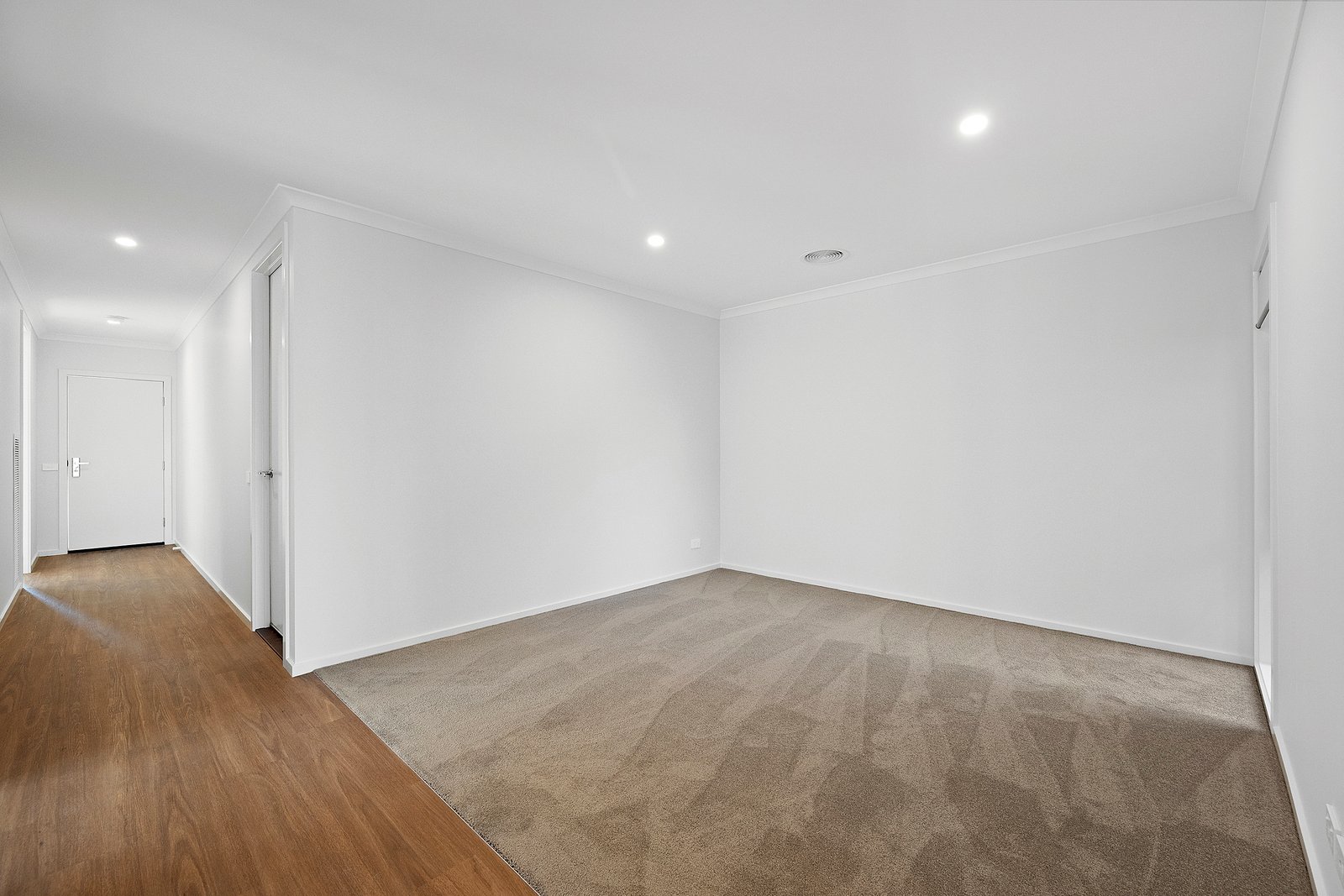 Gallery: 3/9-11 Watson Ave