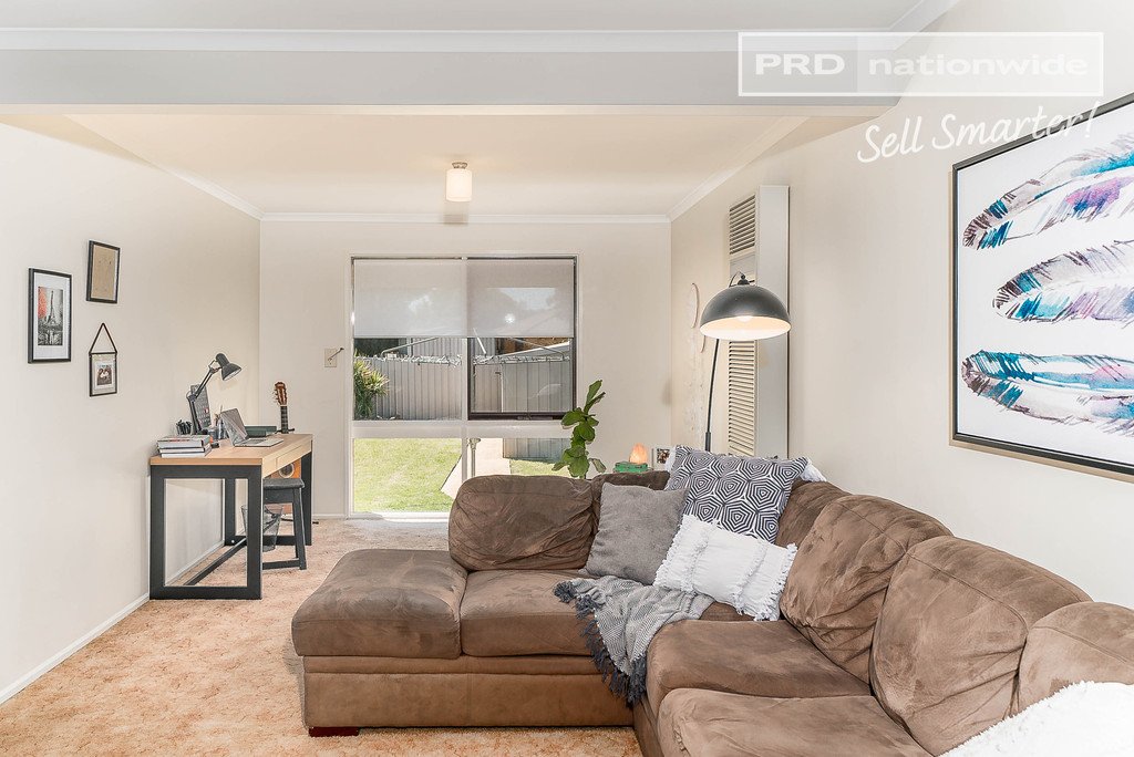 39 Adjin Street MOUNT AUSTIN 3