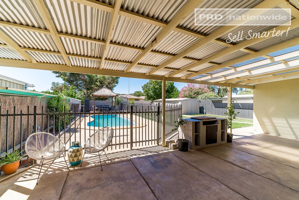 39 Adjin Street MOUNT AUSTIN 9
