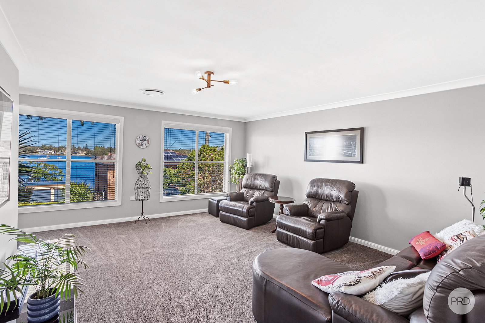 39 Admiralty Avenue TANILBA BAY 6