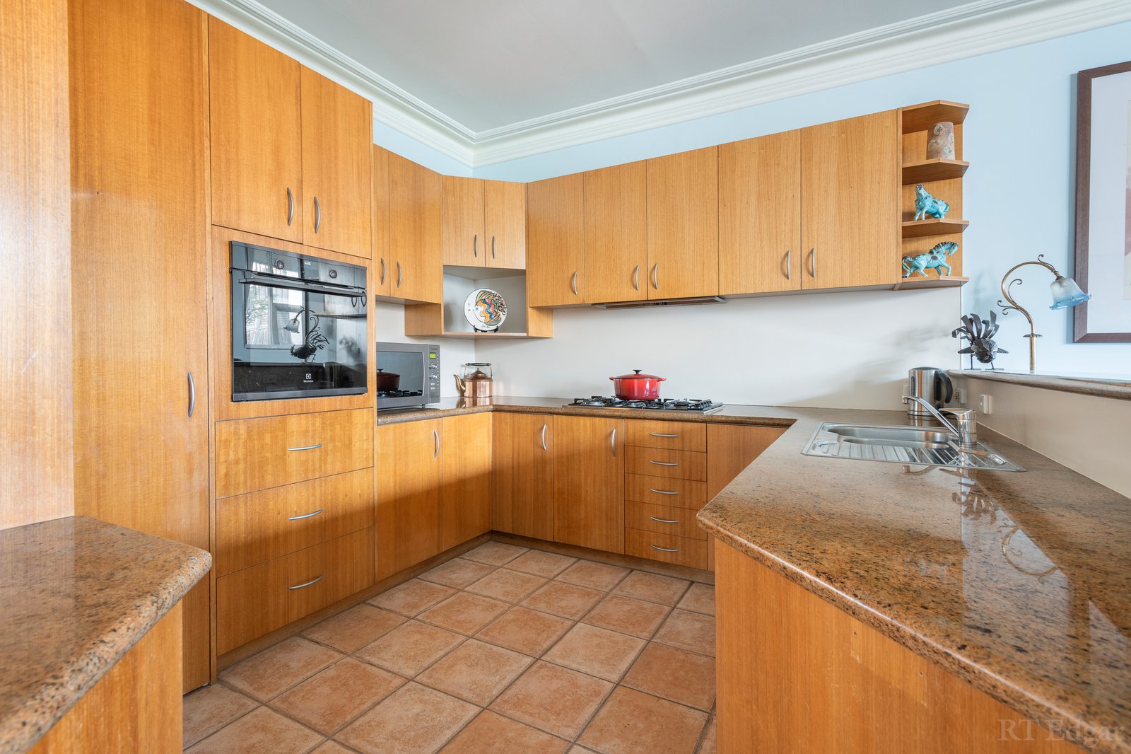 Real Estate and Property in 39 Albert Street, East Melbourne, VIC