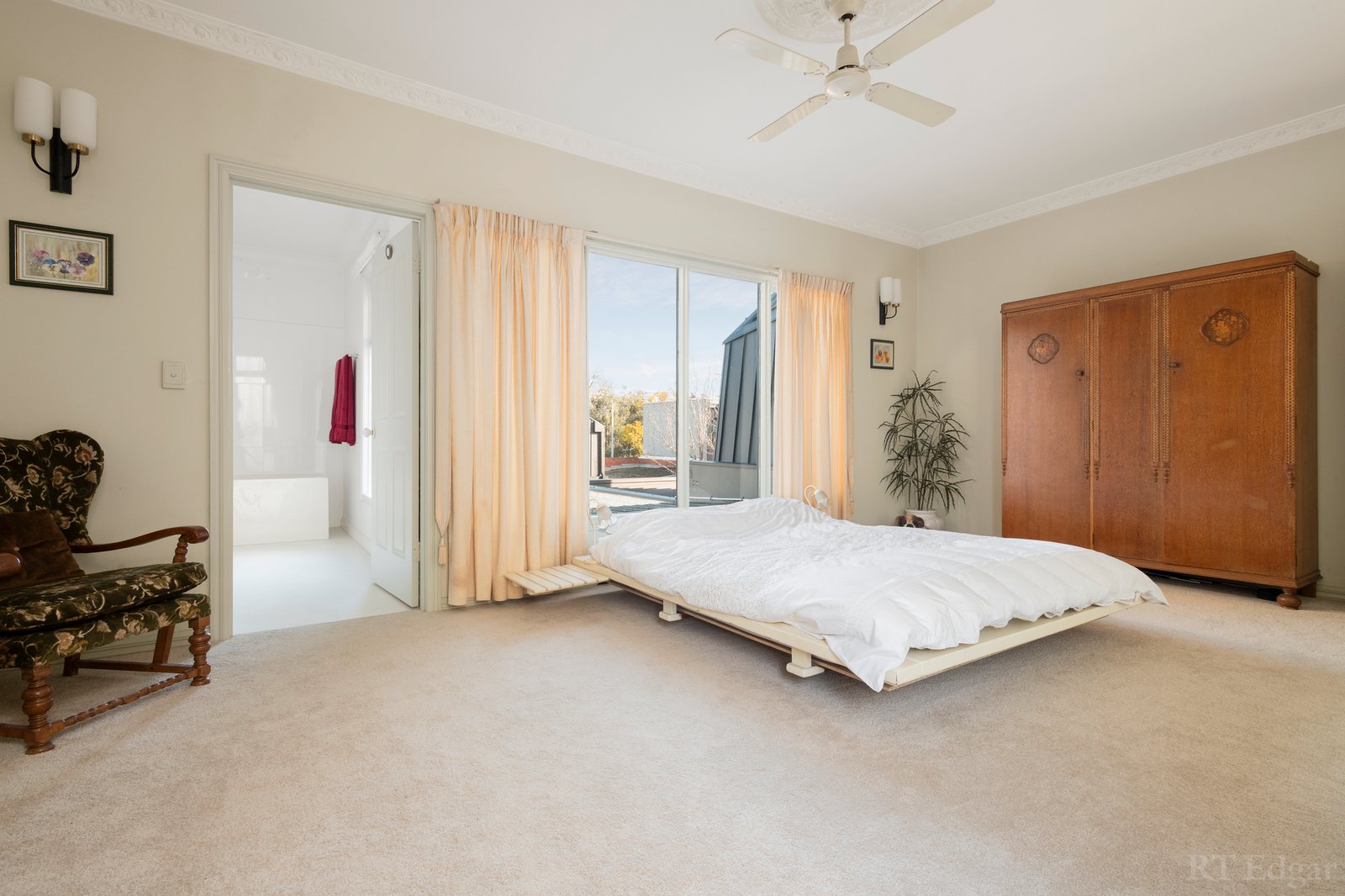 Real Estate and Property in 39 Albert Street, East Melbourne, VIC
