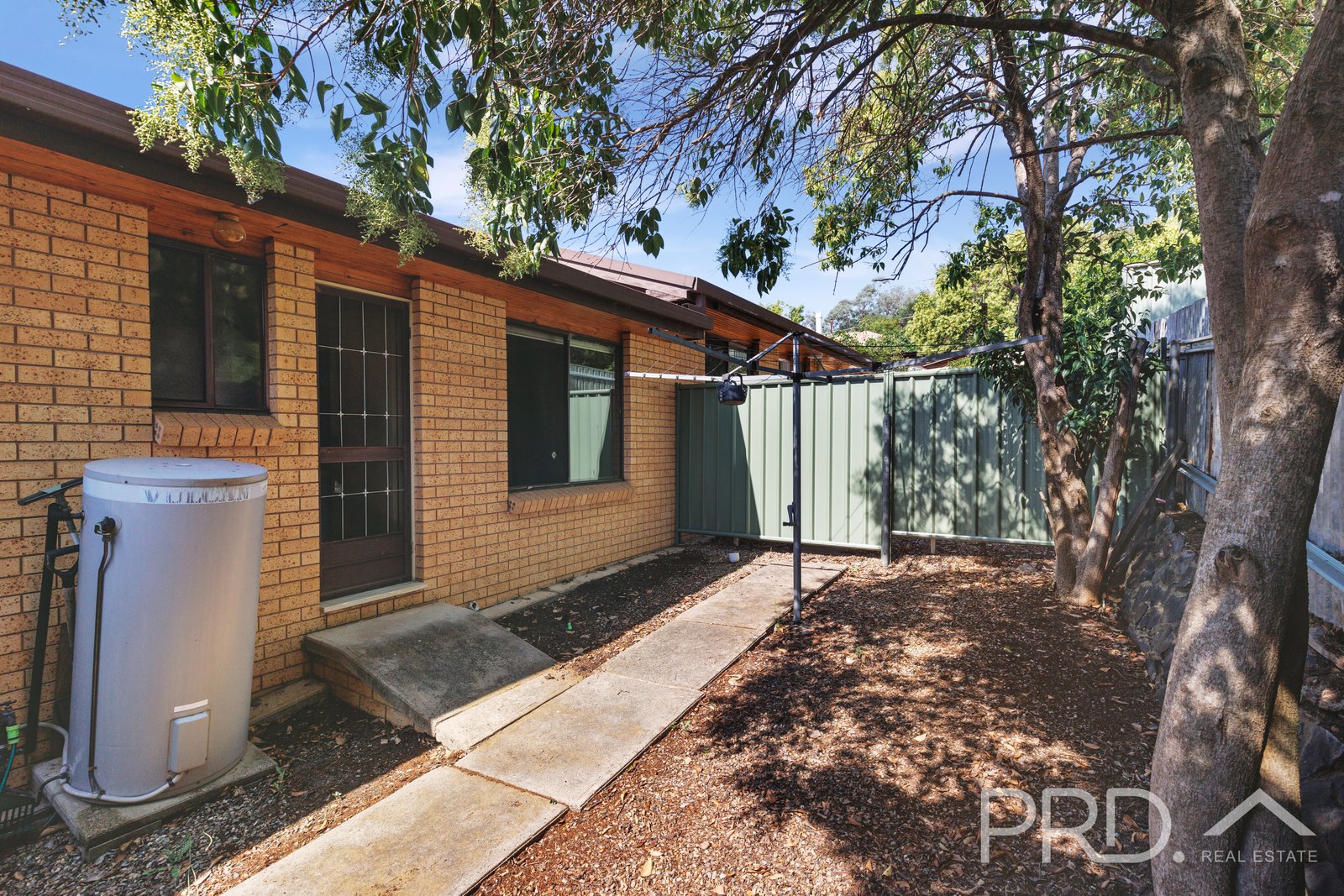 3/9 Anderson Place TUMUT 13