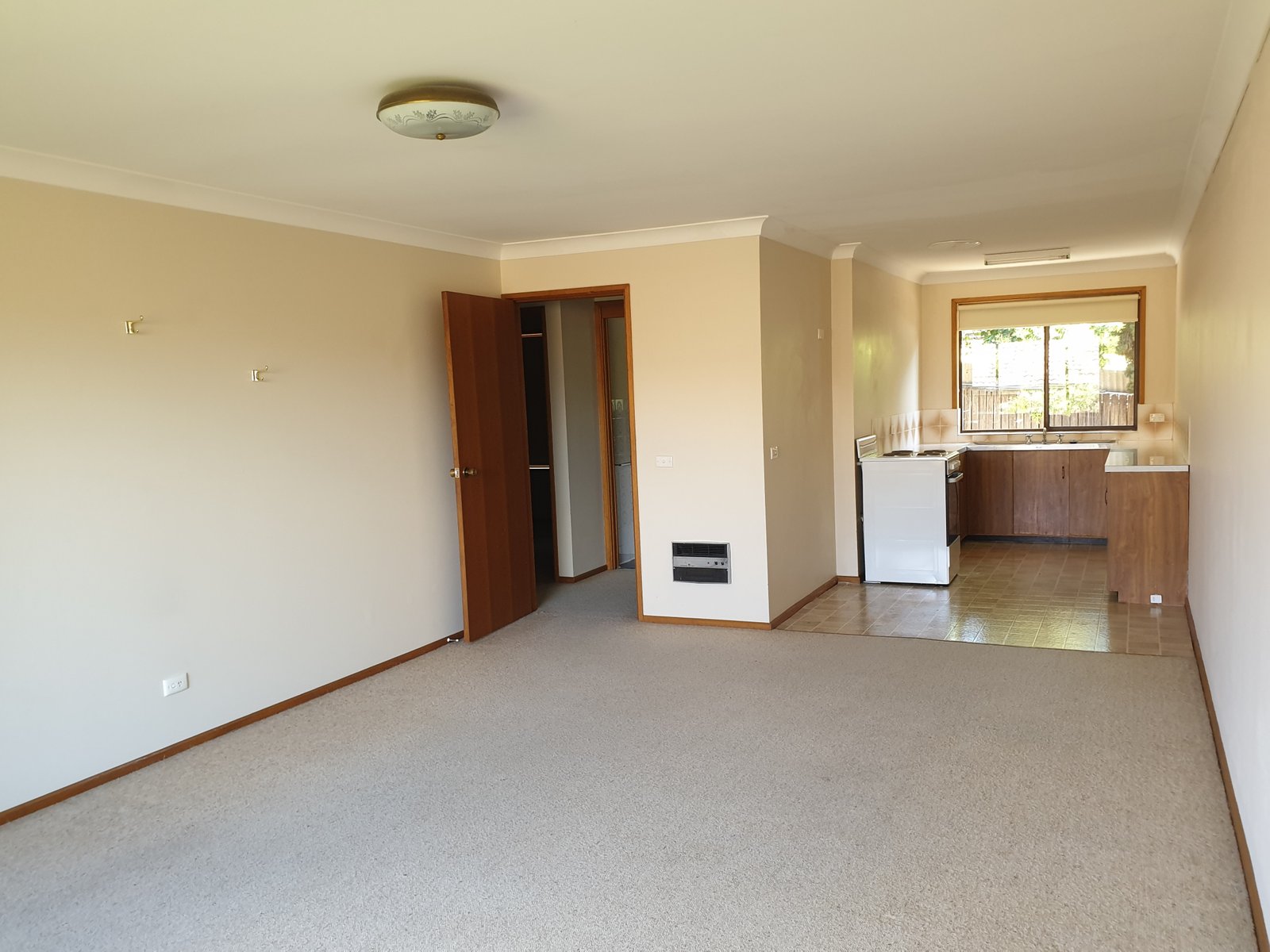 3/9 Anderson Place TUMUT 2