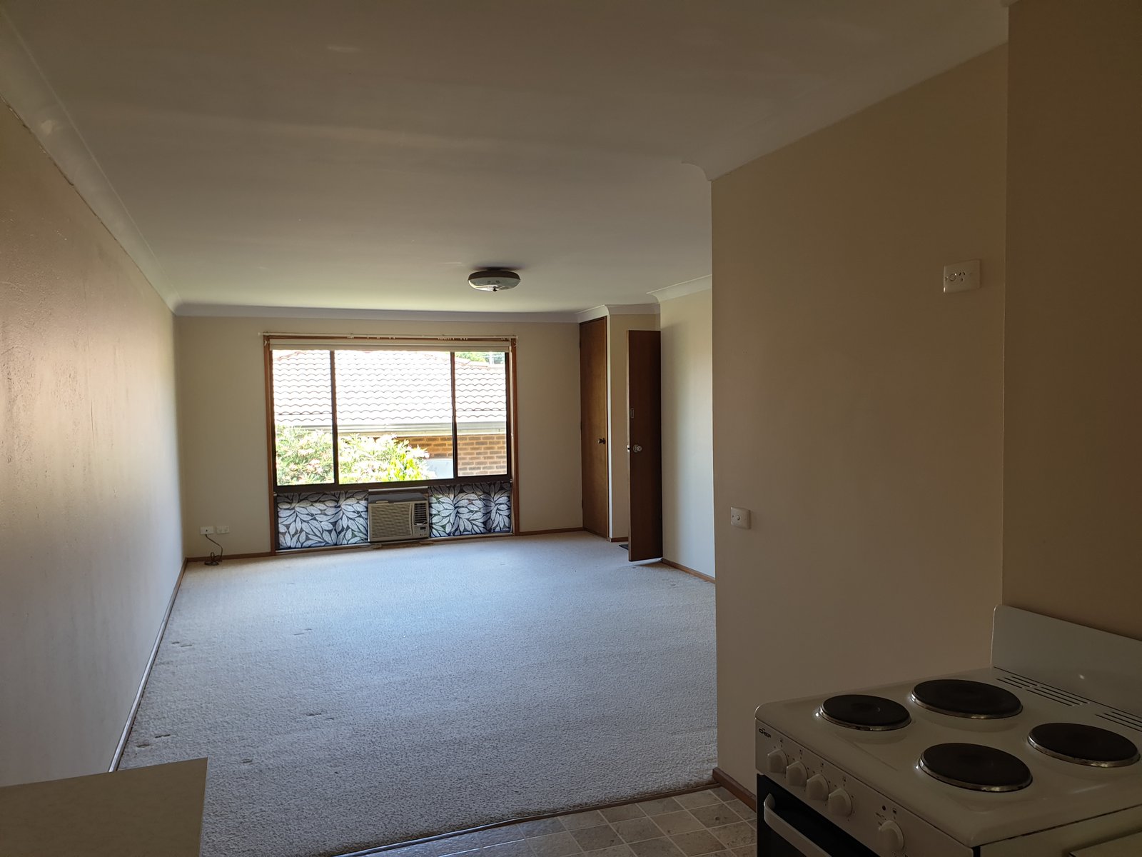 3/9 Anderson Place TUMUT 4