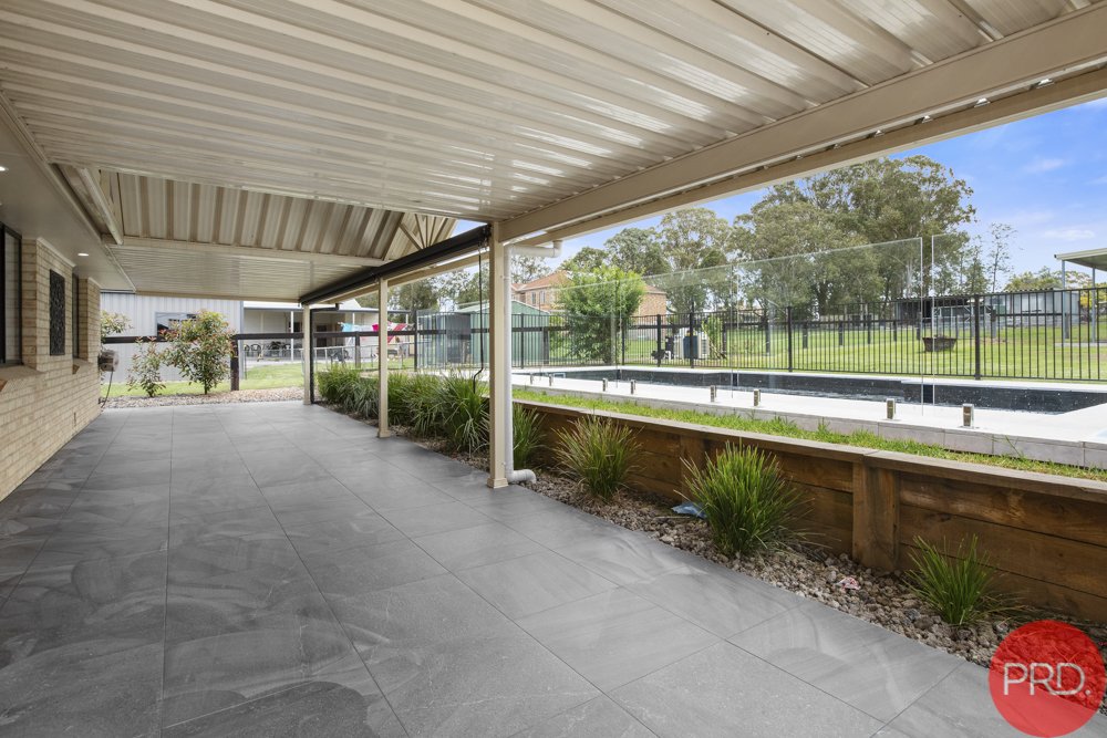 39 Ann Street WALLALONG 18