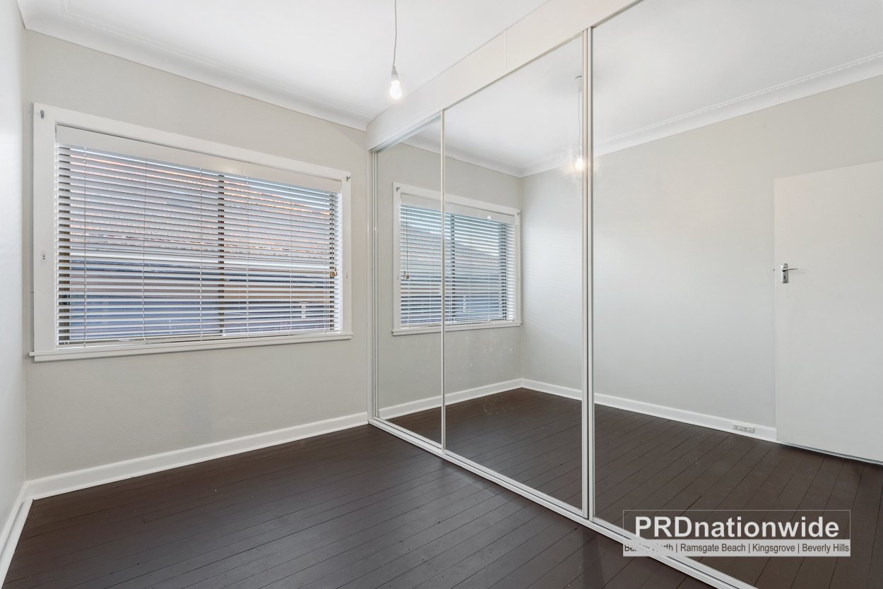 39 Arinya Street KINGSGROVE 6