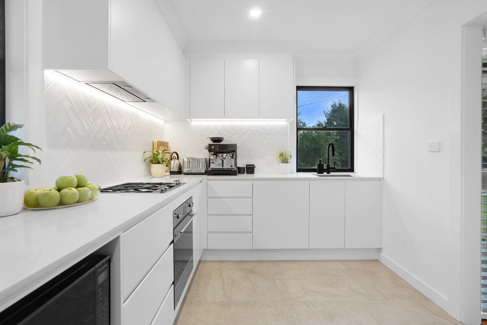 39 Bambil Crescent DAPTO 1