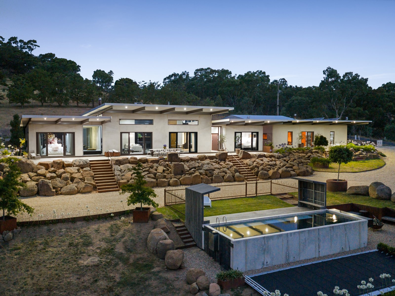 Photos: 39 Barker Road