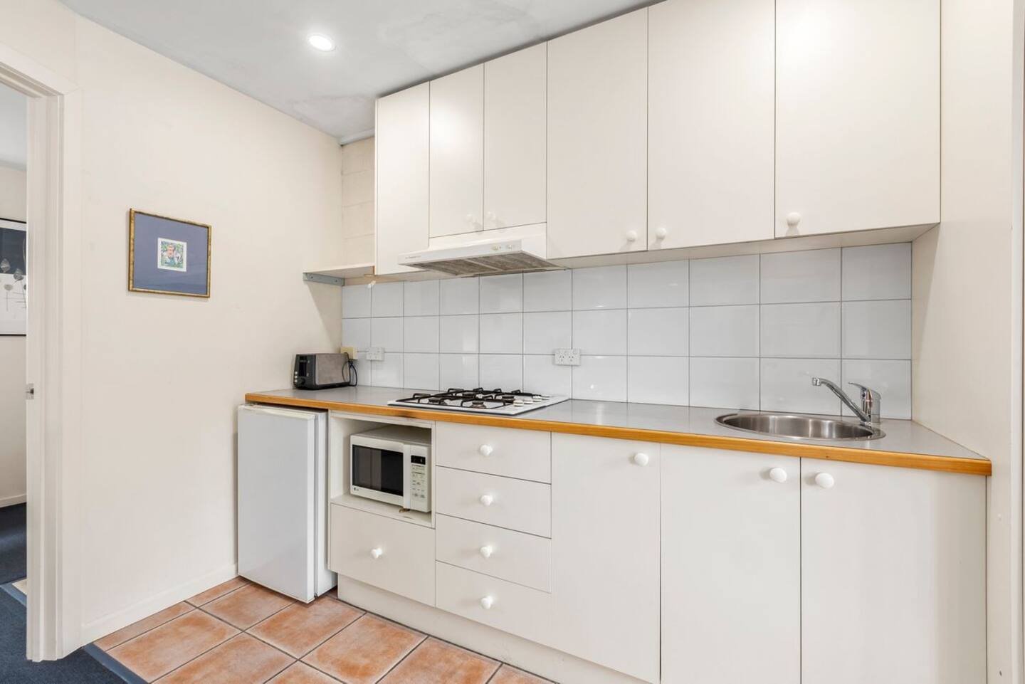 Real Estate and Property in 3/9 Beach Close, Point Lonsdale, VIC