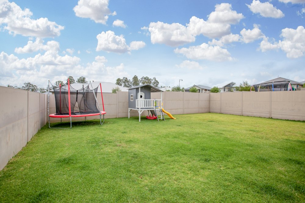 39 Bendeich Drive NORTH ROTHBURY 23