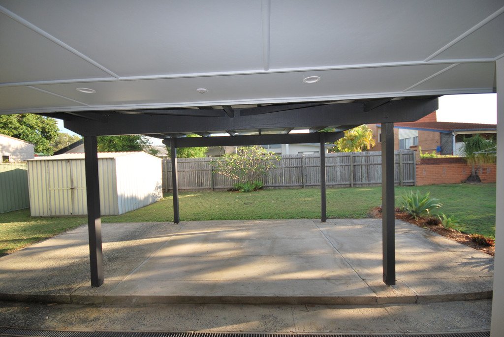 39 Bluejay Street BURLEIGH WATERS 13