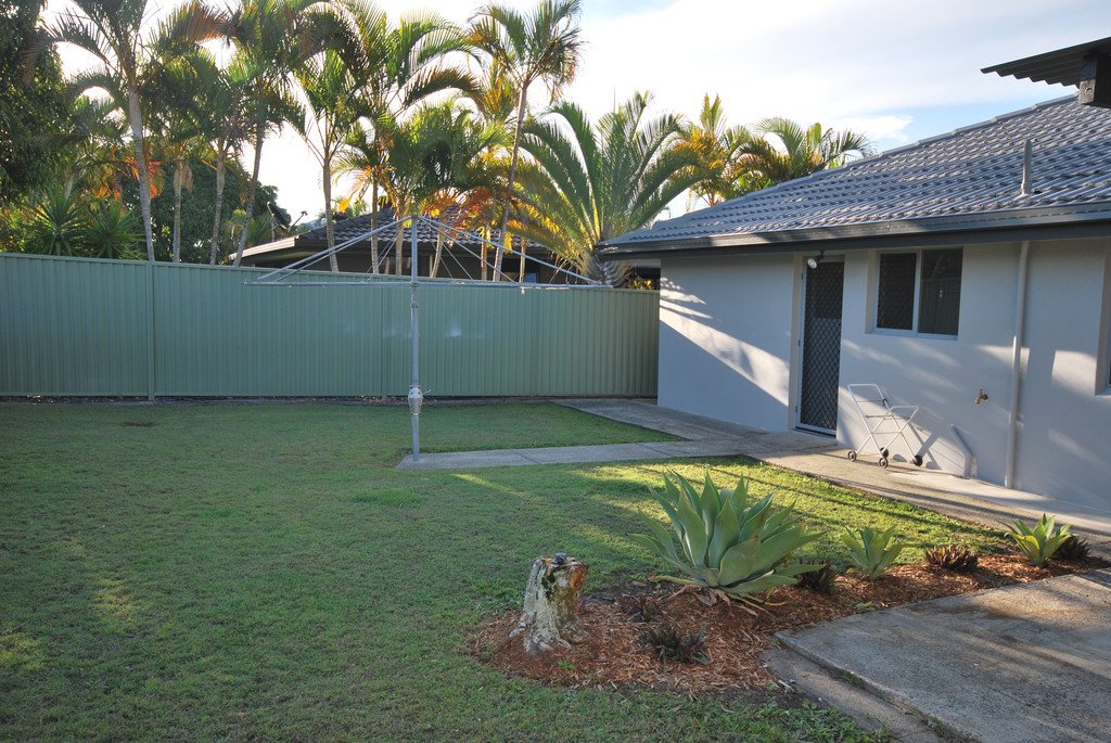 39 Bluejay Street BURLEIGH WATERS 14
